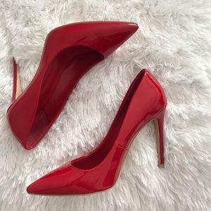 Baldi red pumps